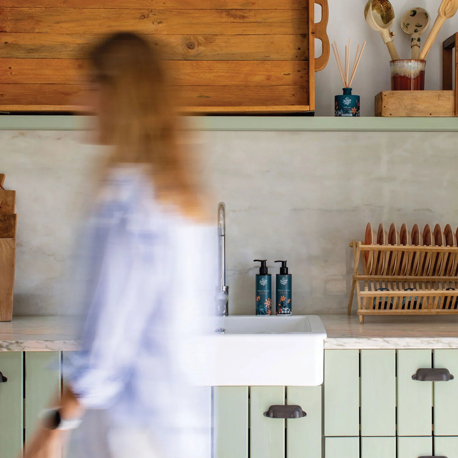 Hand Lotion , Bitter Orange Pink Pepper & Hay