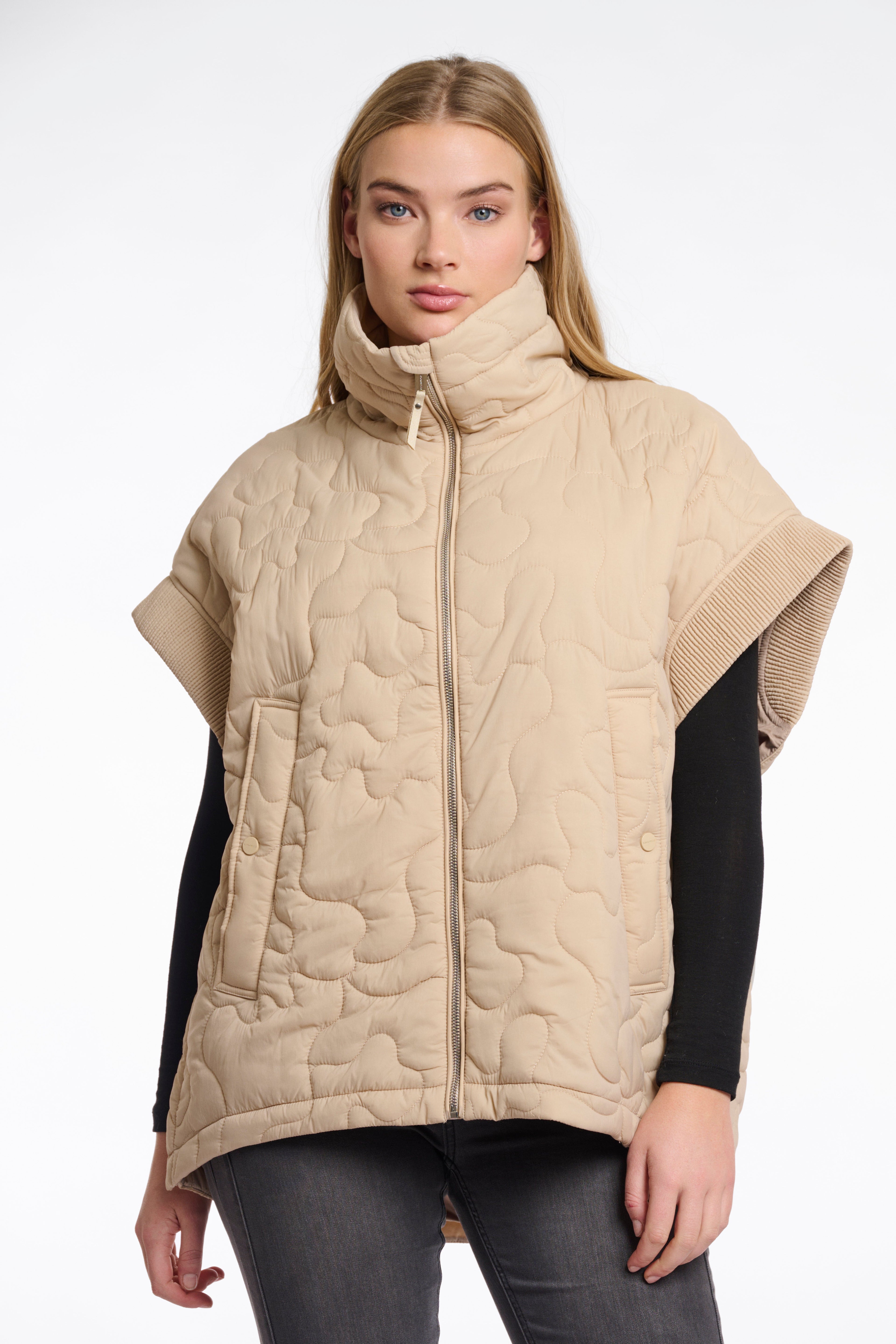 Rino & Pelle Caitlyn Quilted Cape - Light Oat