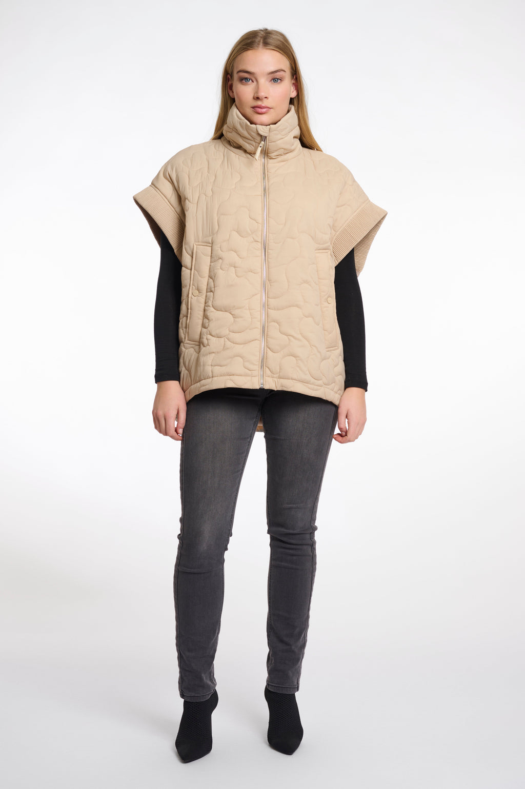 Rino & Pelle Caitlyn Quilted Cape - Light Oat