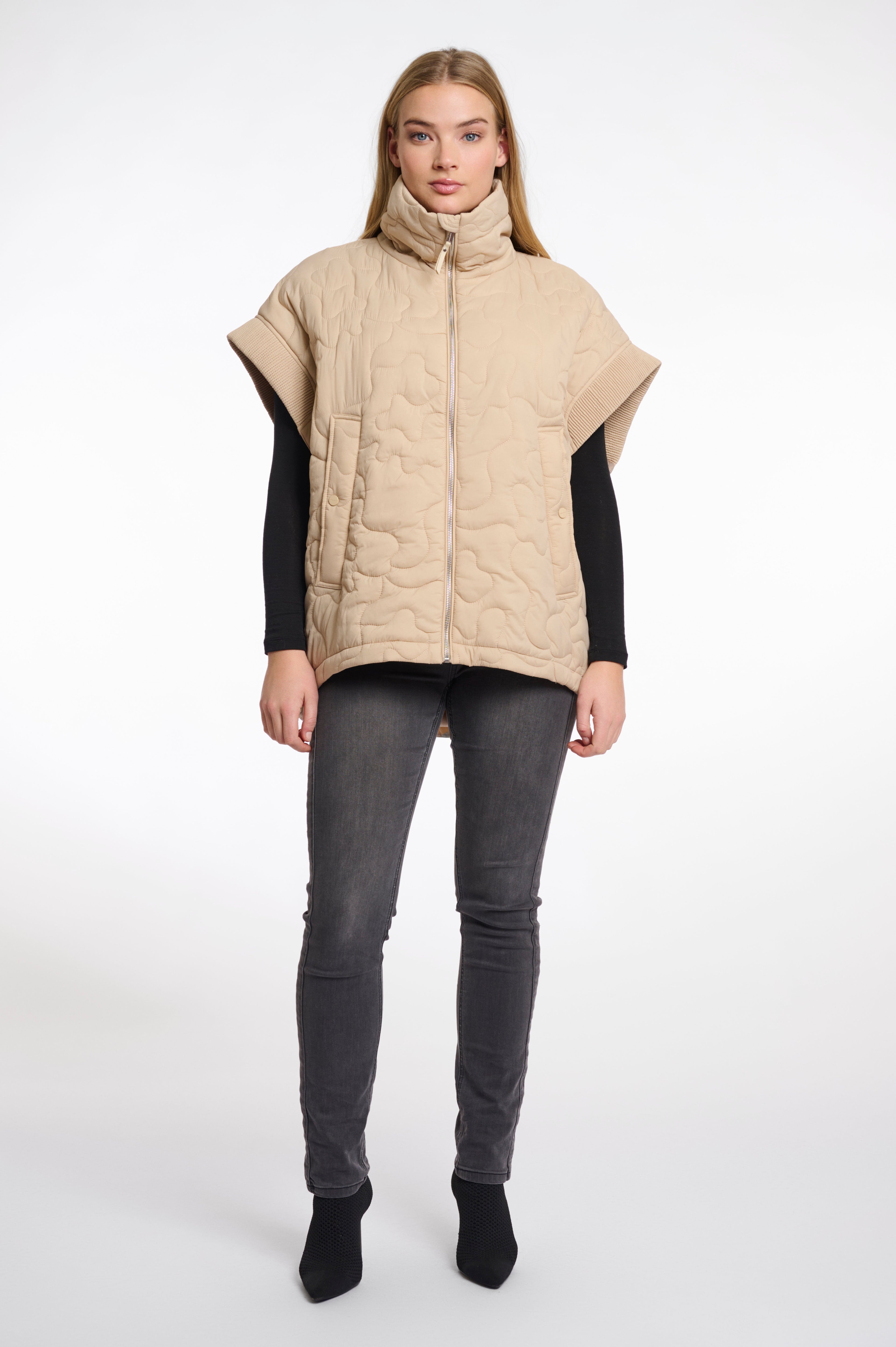 Rino & Pelle Caitlyn Quilted Cape - Light Oat