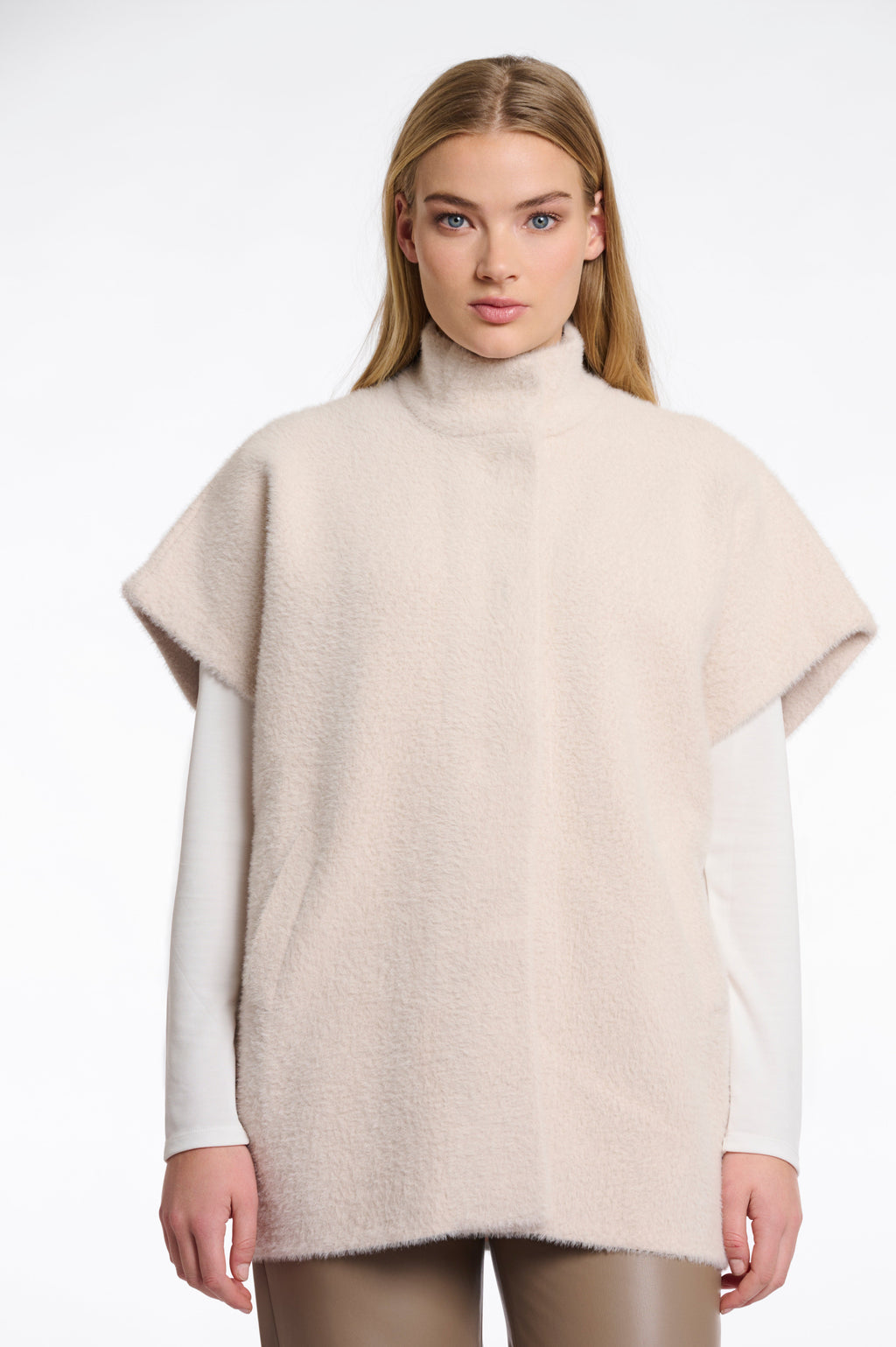 Rino & Pelle Helen Cape