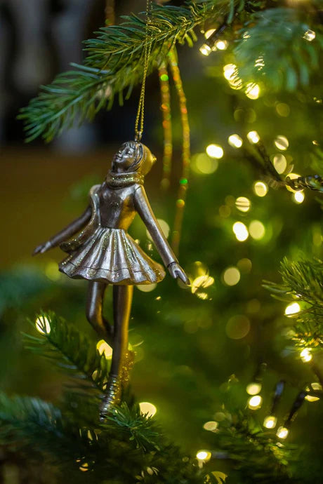 Genesis Skating Girls Christmas